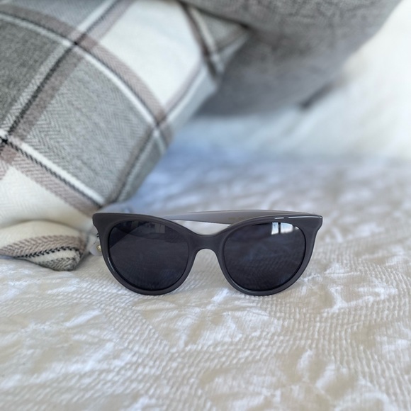 Ted Baker Sunglasses. - Picture 1 of 7